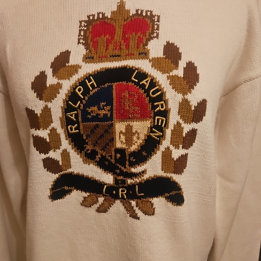Ralph Lauren White Crewneck Sweater with Gold & Navy Crest - Picture 2 of 5